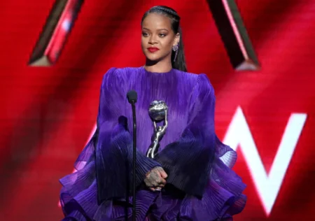 Rihanna 1