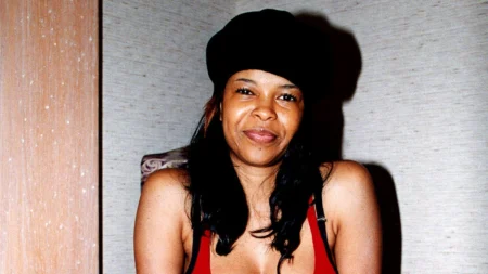 Dawn Robinson’s Shocking Homelessness Reveal: Ex-Husband Offers Career Lifeline with Hilton After Years of Struggle! Dawn Robinson