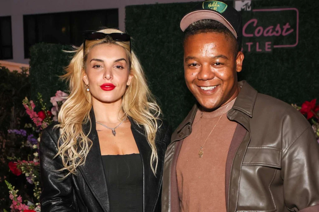 Hana Giraldo Kyle Massey