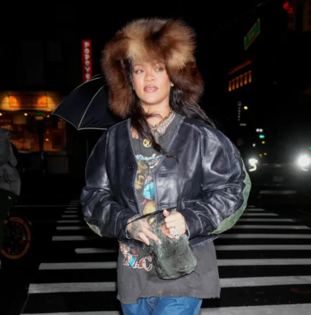 Rihanna Opens Up About Motherhood’s Impact on Her Fashion: “Getting Dressed Is a Fight” Rihanna