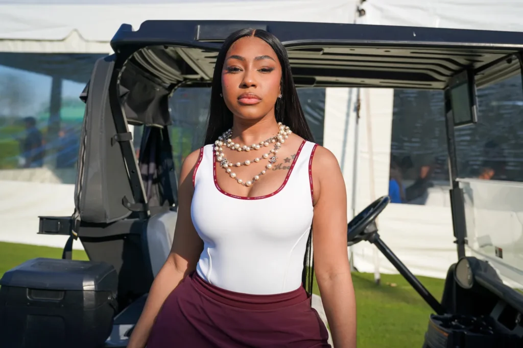 Yung Miami and Yaya Mayweather’s Epic Night Out Breaks the Internet: Fans React to Their Unlikely Bond! Yung Miami