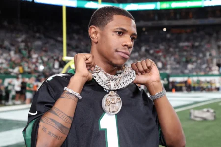 A Boogie wit da Hoodie aka Julius Dubose