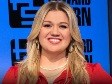 Kelly Clarkson