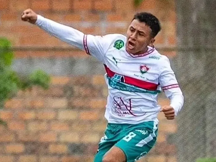 Tragic Loss in Copa Peru: Soccer Star Helar Gonzales Altamirano, 21, Dies After Devastating On-Field Collision 1 Soccer Player