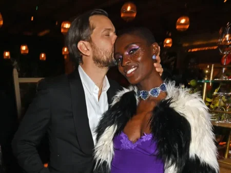 Joshua Jackson and Jodie Turner