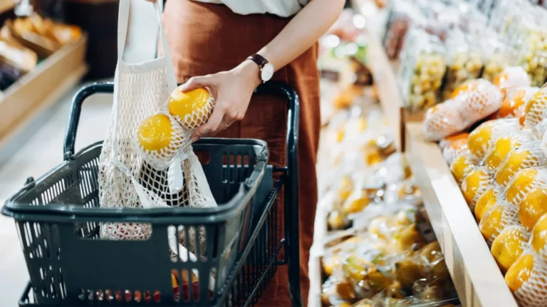 grocery shopping store 1296x728 header