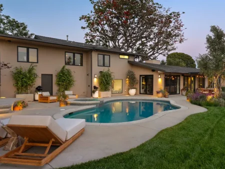 hills mansion for $7.995 million