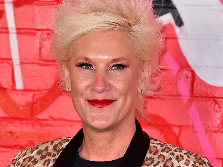 Anne Burrell