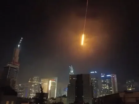 Iran’s Missiles Slam Tel Aviv in Fiery Night Attack Irans Missiles