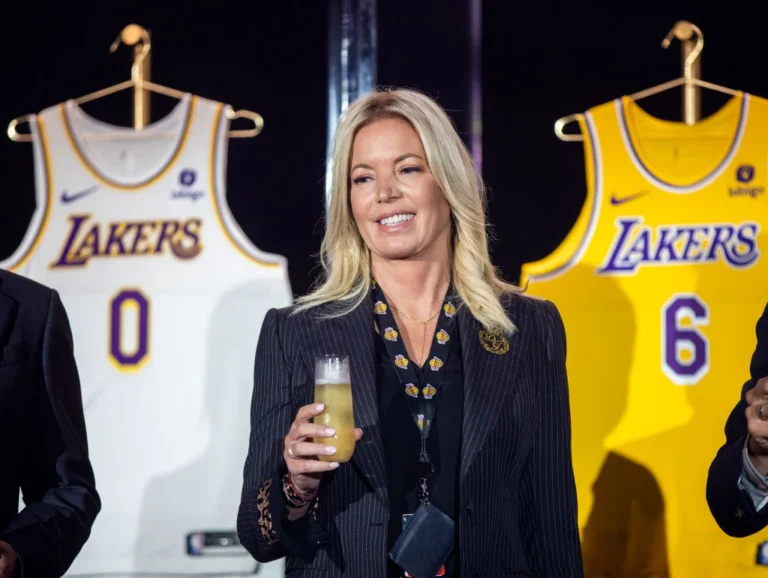 Jeanie-Buss