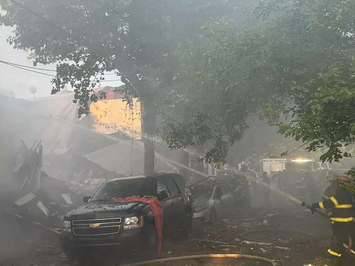 Deadly House Explosion Rocks Philadelphia Neighborhood 1 Philadelphia Explosion 1