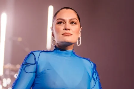 Jessie J Reveals Early-Stage Breast Cancer Diagnosis: “Your Girl Needs a Hug” jessie j