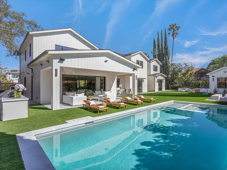 Nick & Vanessa Lachey List $7.4M Dream Home in Encino 1 nick and vanessa lachey house 1
