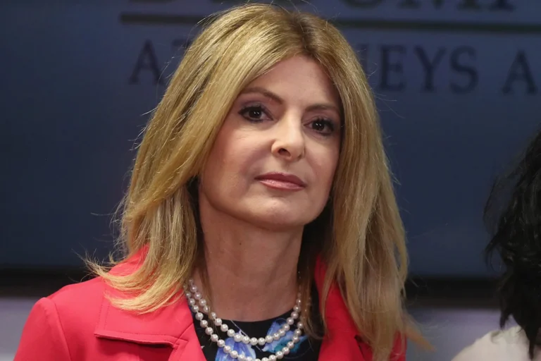Lisa Bloom