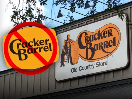 Cracker Barrel Scraps New Logo After Social Media Backlash Cracker Barrel Reverses Logo Change After Massive Backlash