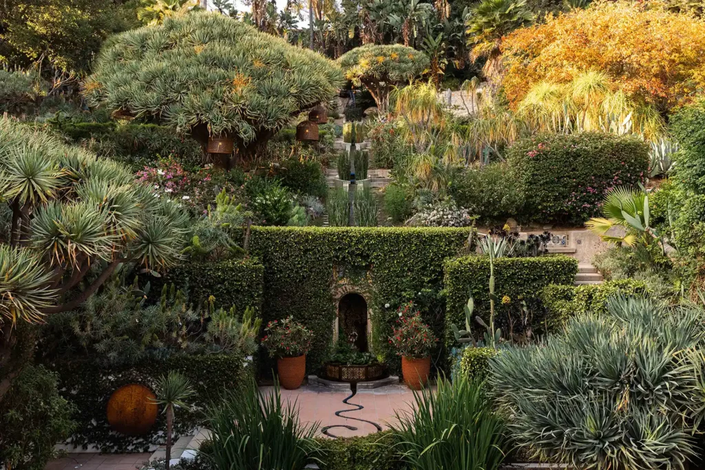Gardens of Aaron Pauls Los Angeles property