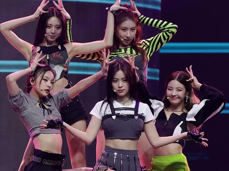 Worldwide K-Pop Day 2025: A Celebration for ARMYs, BLINKs, and Every Fan in Between 2 K Pop Day
