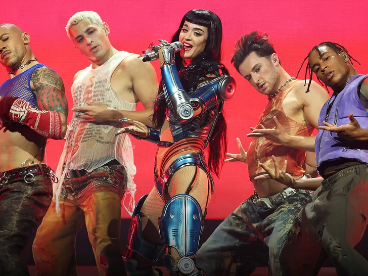 Katy Perry Perform