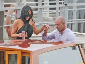 Kim Kardashian Turns Heads at Venice Film Festival Arrival Kim Kardashian Turns Heads at Venice Film Festival Arrival