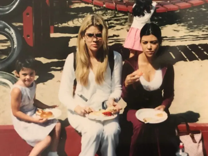 Kourtney Kardashian post