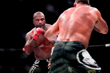 Rampage Jackson Hit With Death Threats After Son’s Fight Legendary UFC Star Rampage Jackson Receiving Death Threats