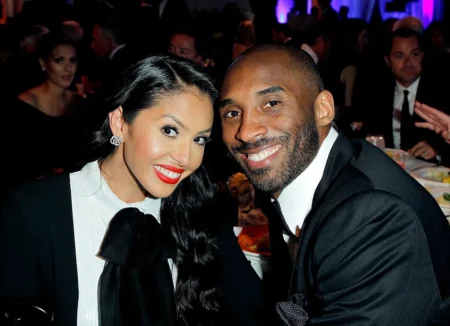 NBA player Kobe Bryant (R) and Vanessa Bryant