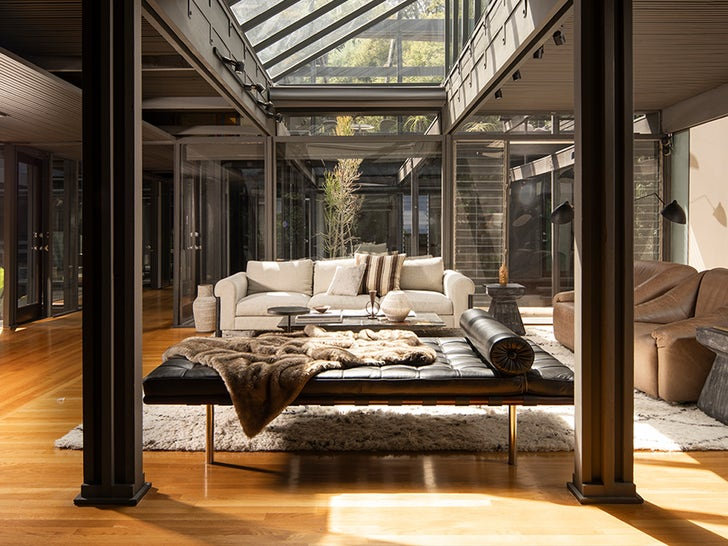 Rob Zombie Sells Two House Compound