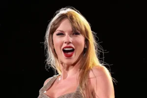 Taylor Swift Spills All About Travis Kelce in Sexy New Song Taylor Swift