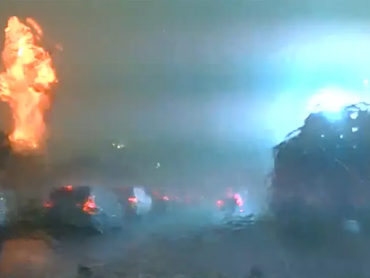 Wild Lightning Strike