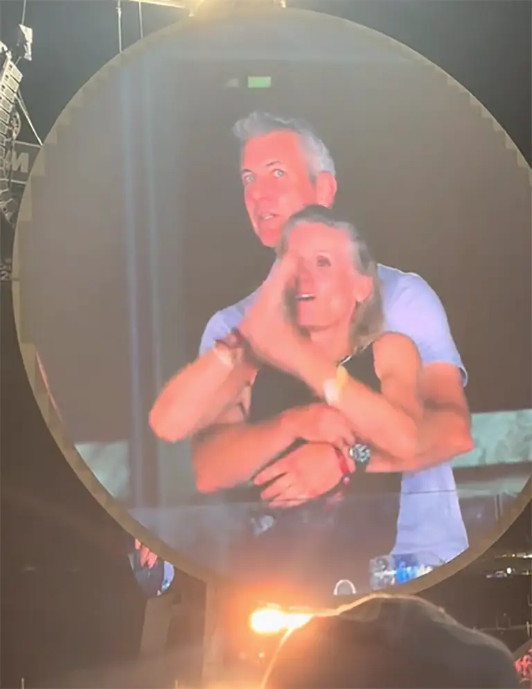 Chris Martin Trolls Fans With Hilarious Kiss Cam Proposal 2 andy byron kristin cabot coldplay