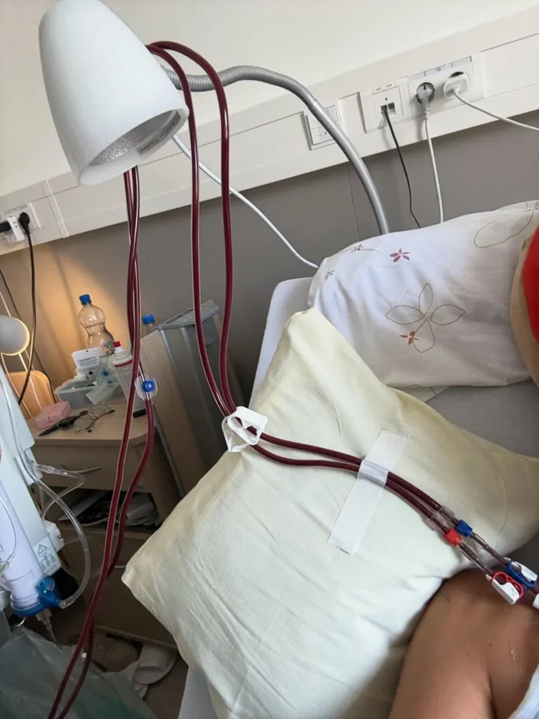 Bella Hadid Hospital Photos