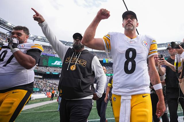 Brett Favre Stunned Aaron Rodgers Only Has One Super Bowl 1 Brett Favre Stunned Aaron Rodgers Only Has One Super Bowl