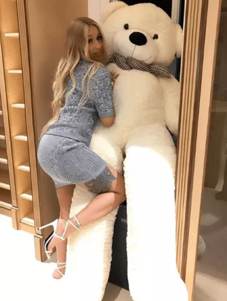 Selena Gomez, Cardi B & More Celebrate Teddy Bear Day in Style 4 Cardi B