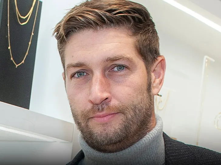 Jay Cutler Hit With Lawsuit Over 2024 DUI Crash Jay Cutler