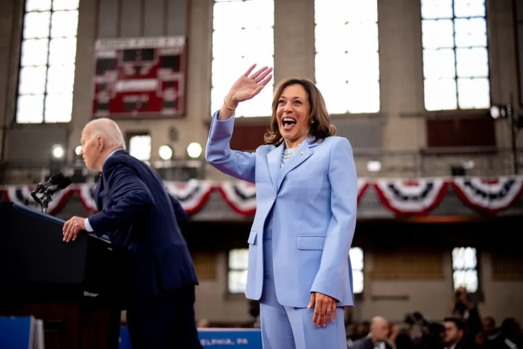Kamala Harris Slams Biden Decision as “Reckless” in Memoir 1 Joe Biden and Kamala Harris
