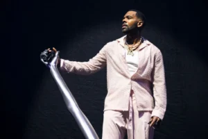 Mario performs on stage during the Champagne & Roses Tour at Accor Arena