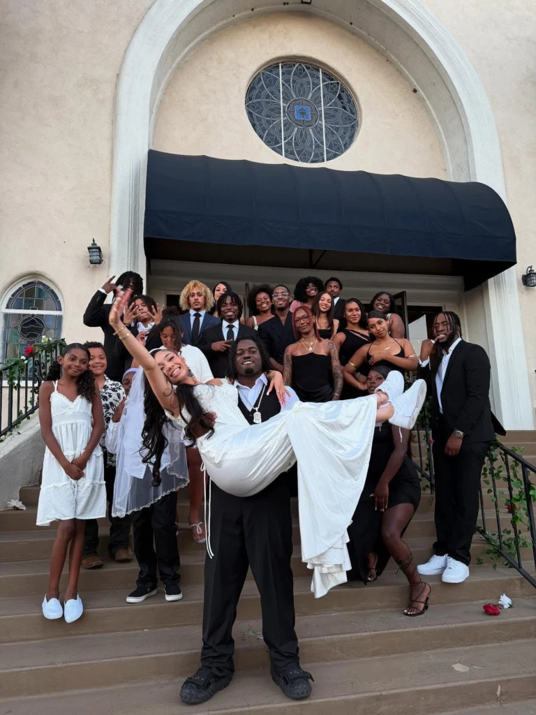 4Batz & Anycia Secretly Wed in LA — Fans Can’t Stop Talking 3 Recording artists 4Batz and Anycia have officially tied the knot.