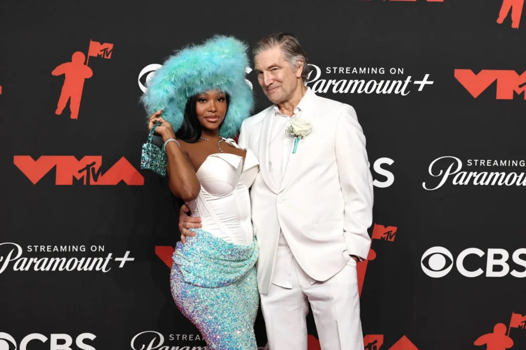 Summer Walker Sparks Buzz With Mystery Man at 2025 VMAs Summer Walker (L) attends the 2025 MTV Video Music Awards