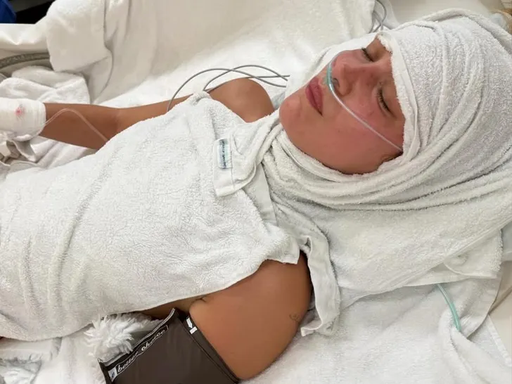 Yolanda Hadid’s Heartbreaking Tribute to Bella in Hospital 1 Yolanda Hadid Bella