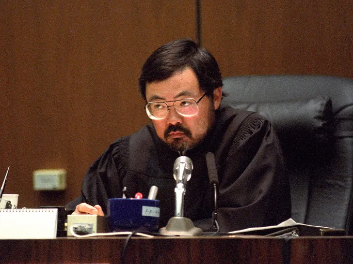O.J. Simpson Verdict at 30: Shocking Photos & Trial Secrets 1 O.J. And Nicole Trial