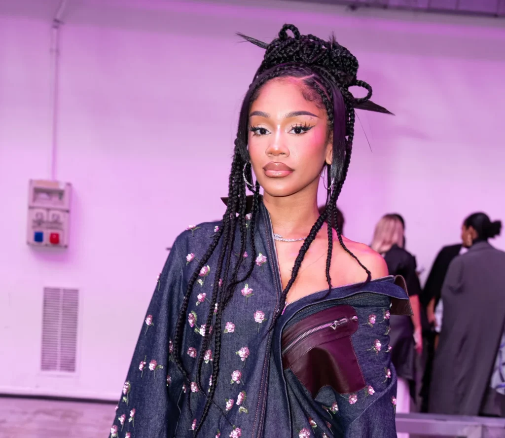 ๐
Saweetie Accused of Owing Ex-Friend Money โ IG Posts Claim Sheโs Living Off Soccer Star Jadon Sancho Saweetie attends the Dhruv Kapoor fashion