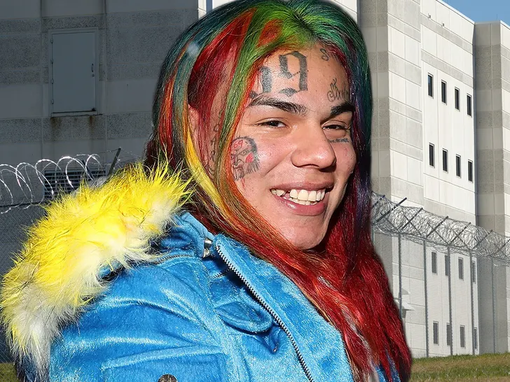 Tekashi 6ix9ine Freed From Prison With Wild SpongeBob Souvenir