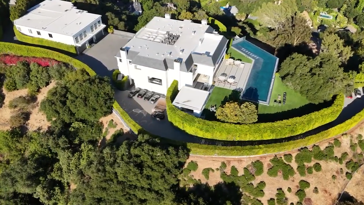Jennifer Lopez Lists Beverly Hills