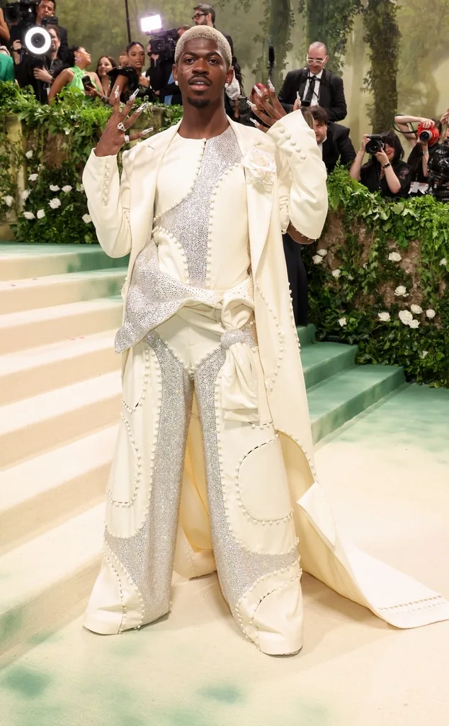 Lil Nas X Breaks Silence After Rehab With Emotional Update 5 Lil Nas X 6