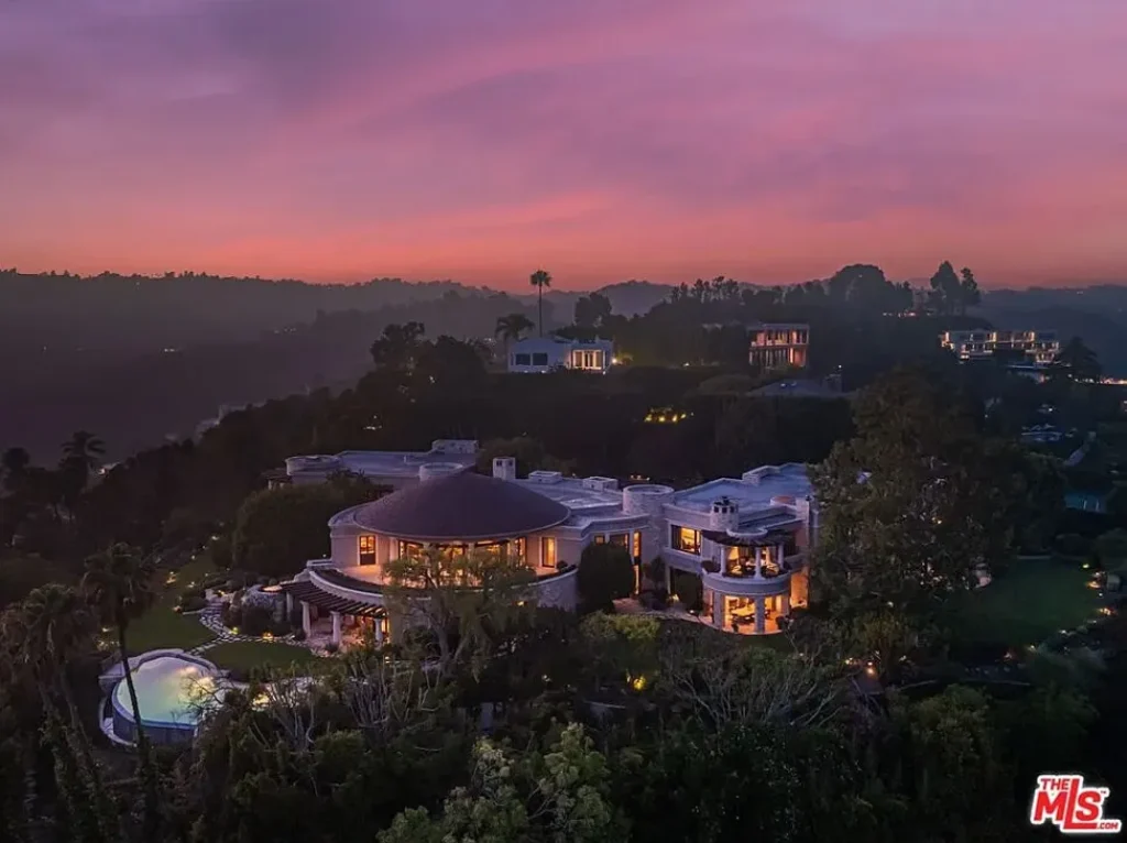 Quincy Jones Massive Estate Listed