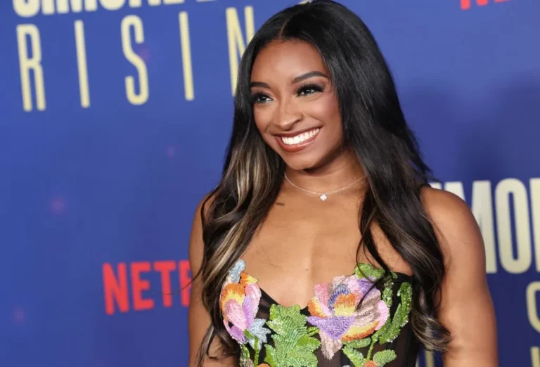 Simone Biles Reveals Masked Men Stole Her Porsche in Chicago Simone Biles