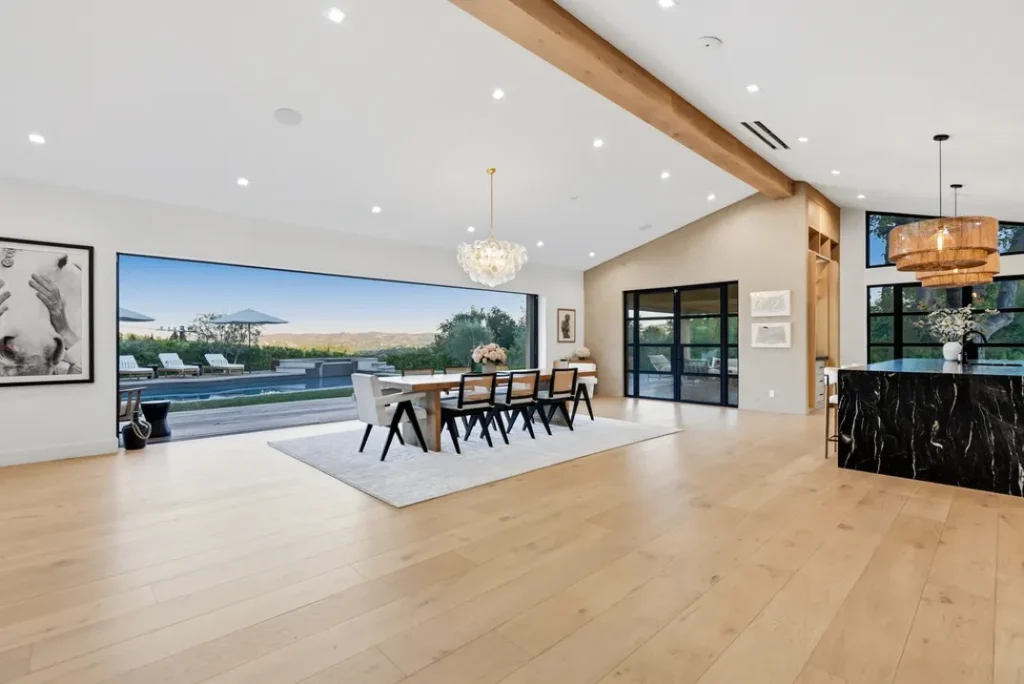 Designer Betsey Johnson Lists Hidden Hills Home
