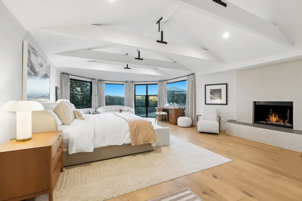 Designer Betsey Johnson Lists Hidden Hills Home bed room