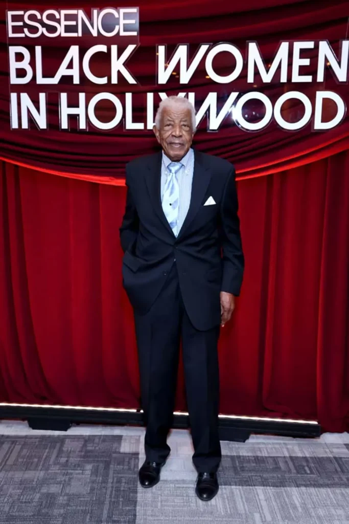 Hal Williams Black woman in Holly wood