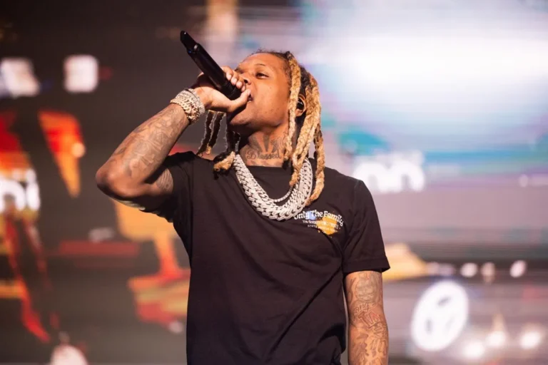 Lil Durk Asks Judge to Split or Dismiss Case Ahead of Trial Lil Durk Performance Photo